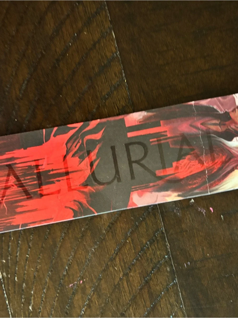 The Dark in her veins- allurial - MK Lobb